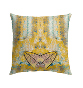 Chic and durable Surfing 5 14 pillow, ideal for adding a touch of sophistication to your outdoor lounge.